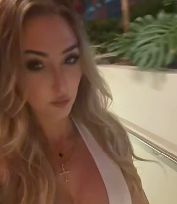 Sophia Mohegan Sun stripper selfie video